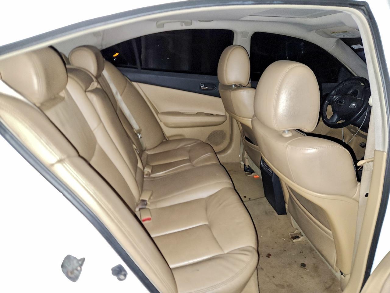 2011 NISSAN Maxima