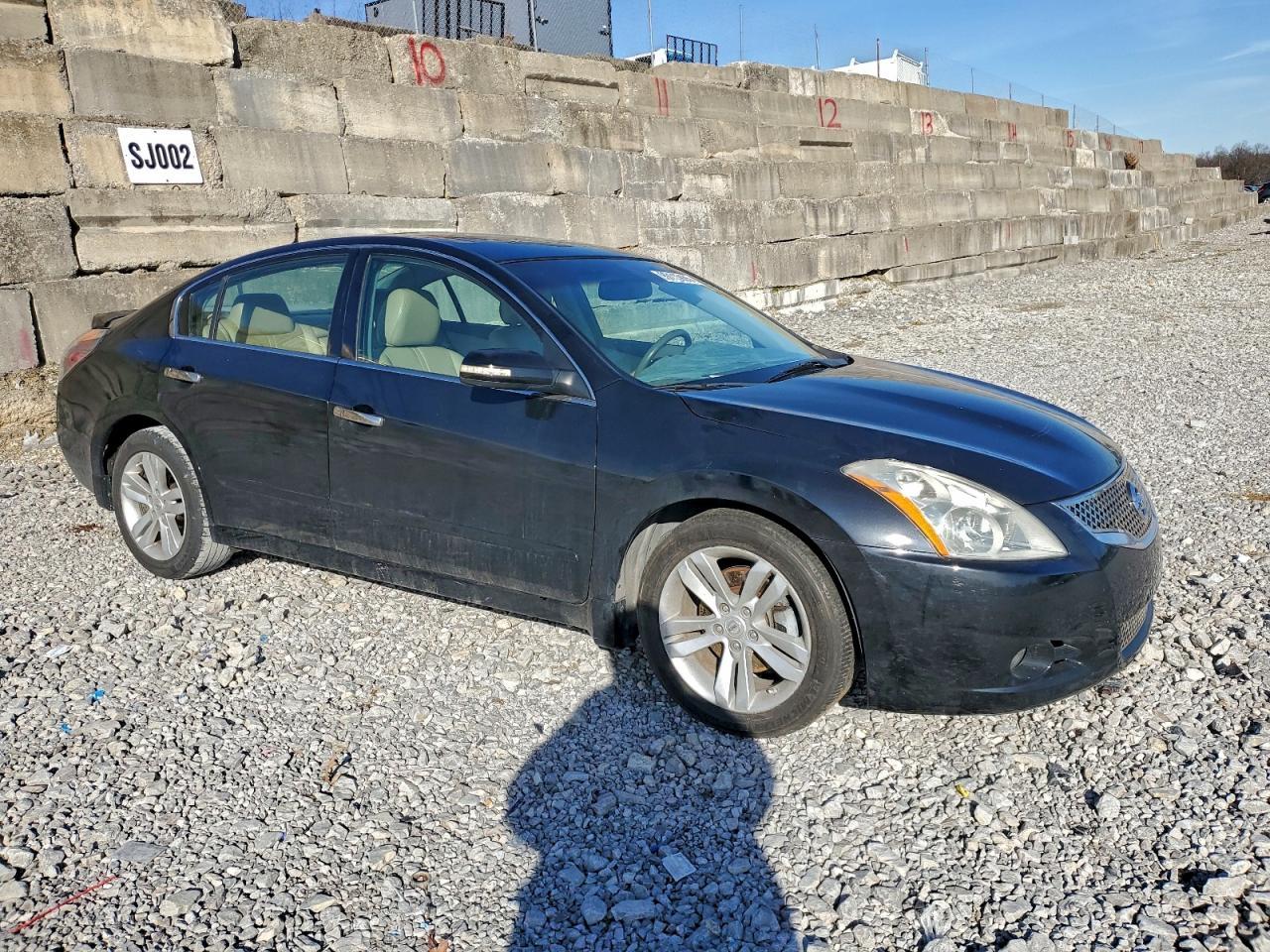 2012 NISSAN ALTIMA
