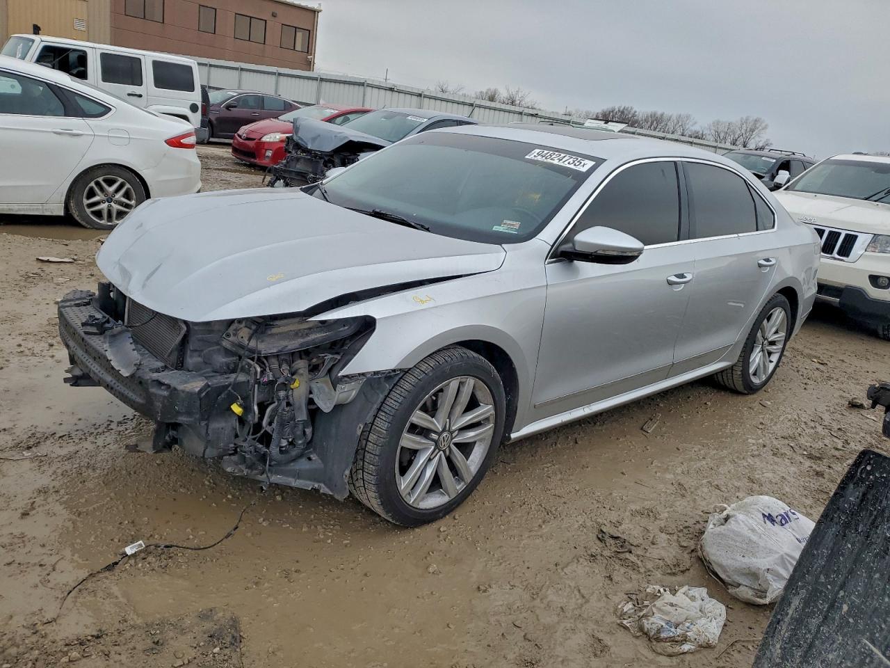 2017 VOLKSWAGEN Passat