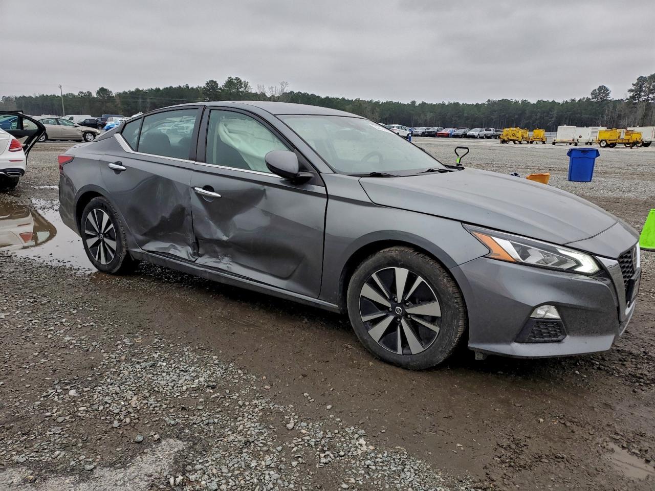 2022 NISSAN ALTIMA