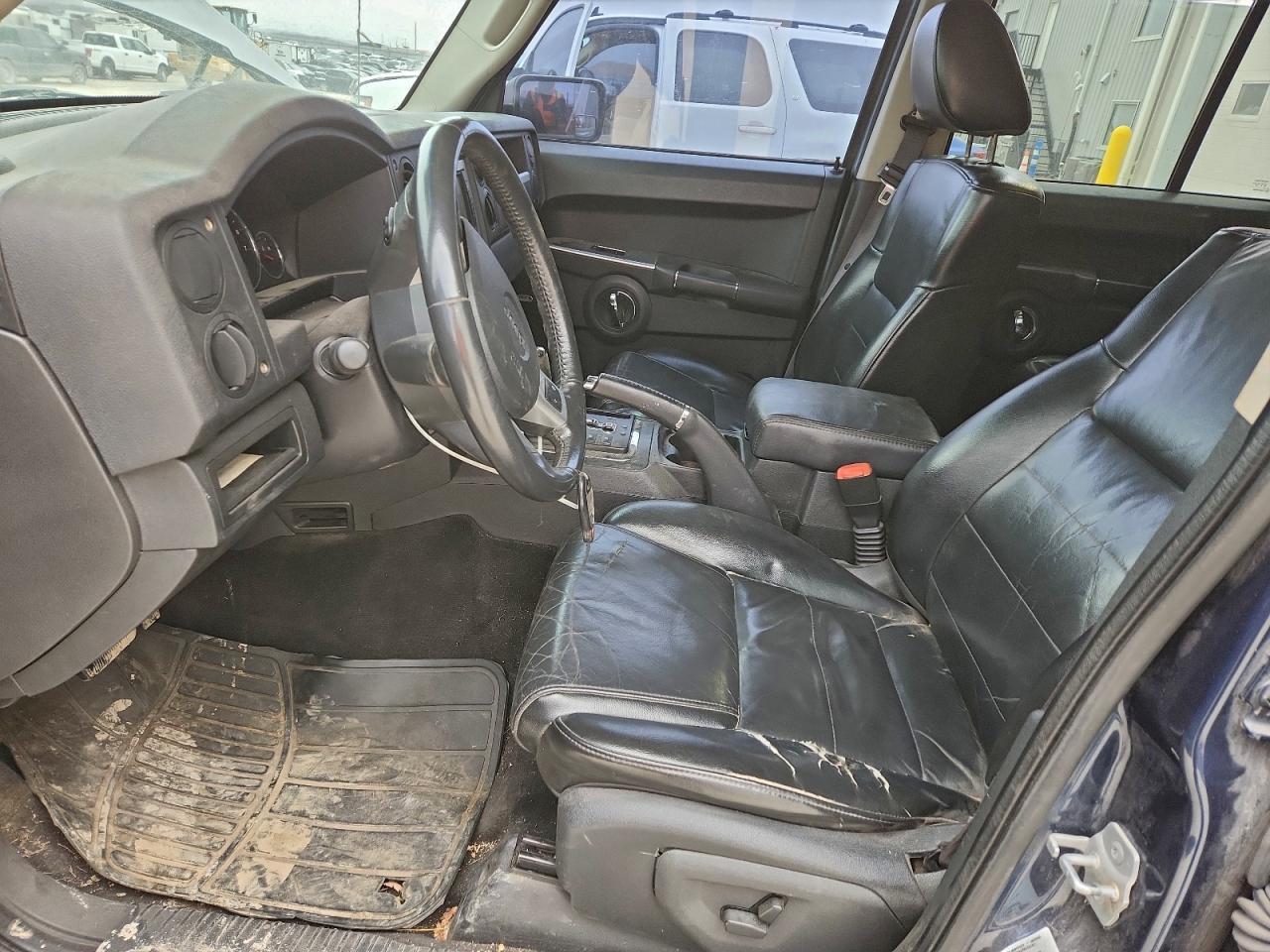 2010 JEEP Commander