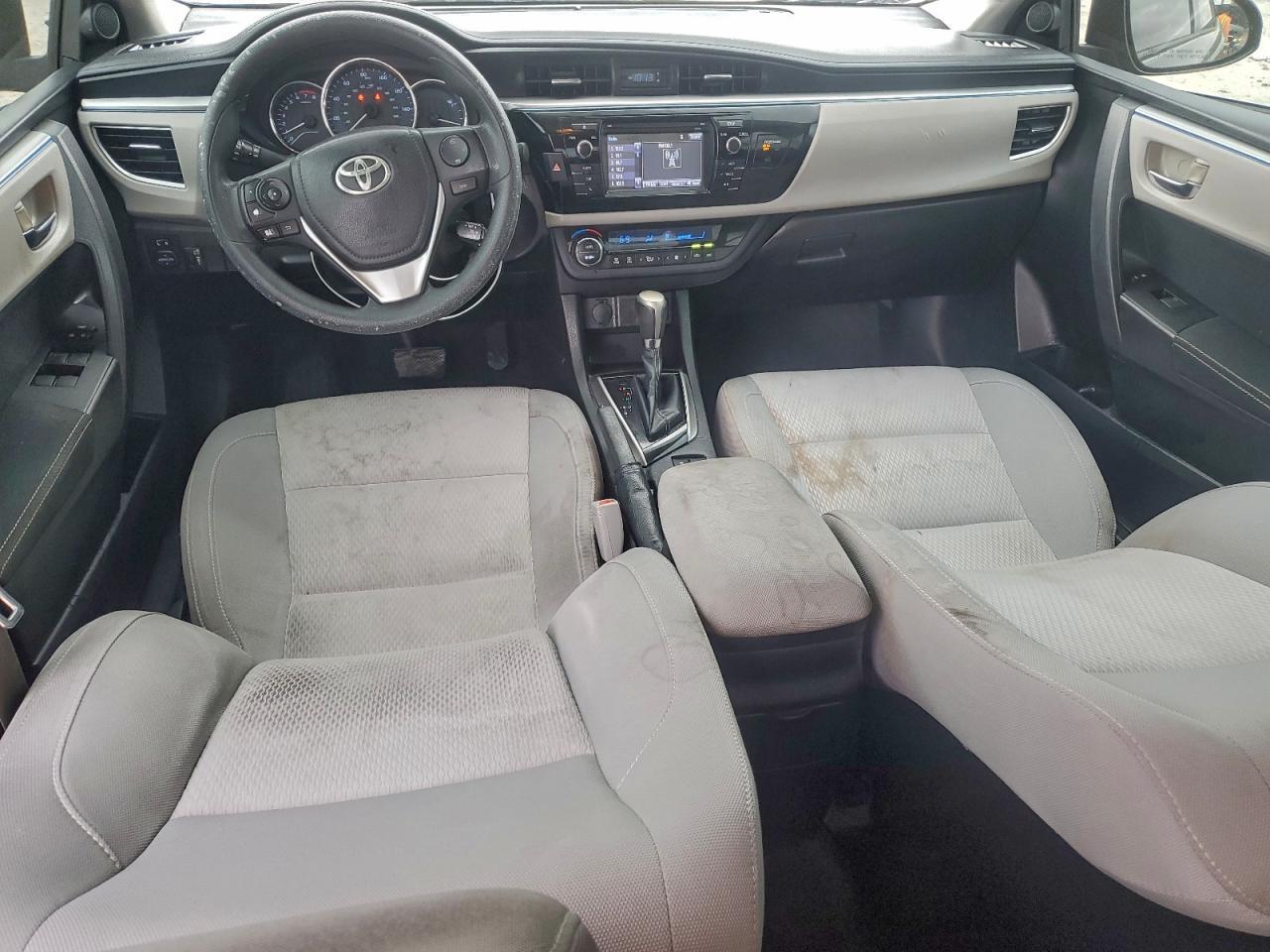 2015 TOYOTA COROLLA