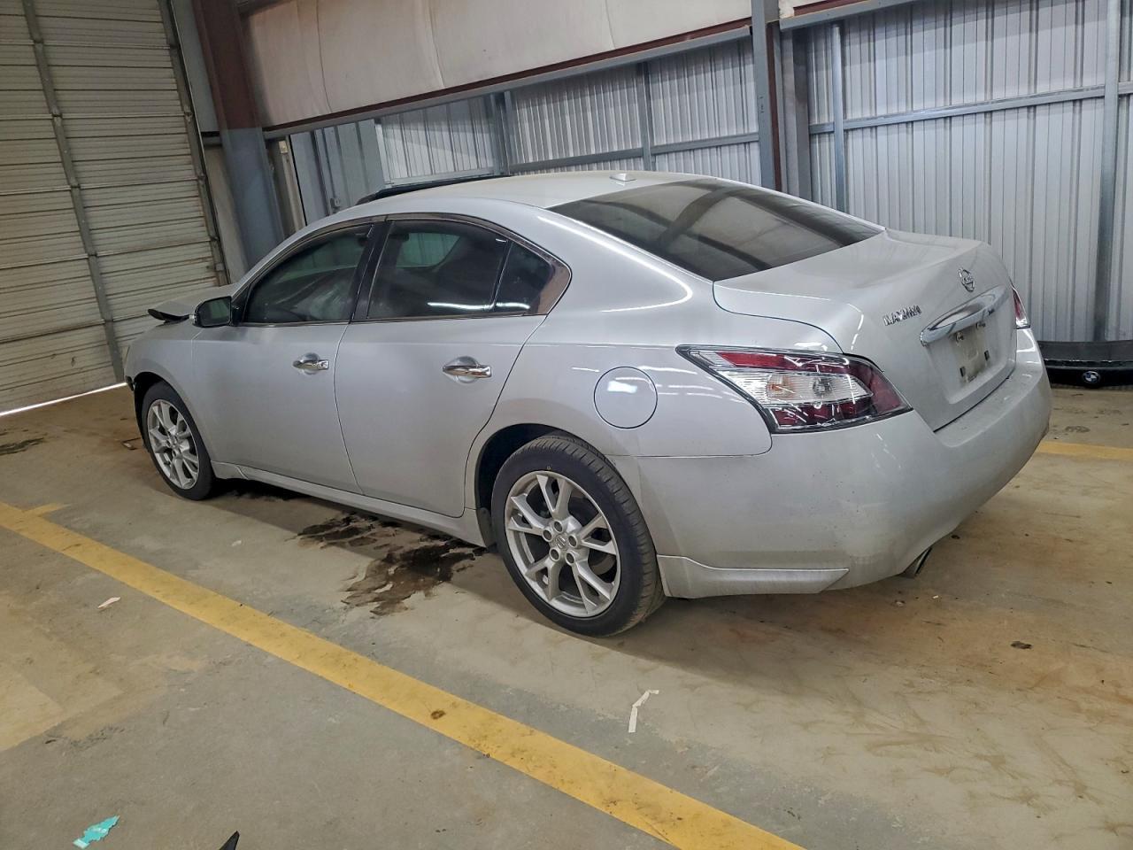 2014 NISSAN Maxima
