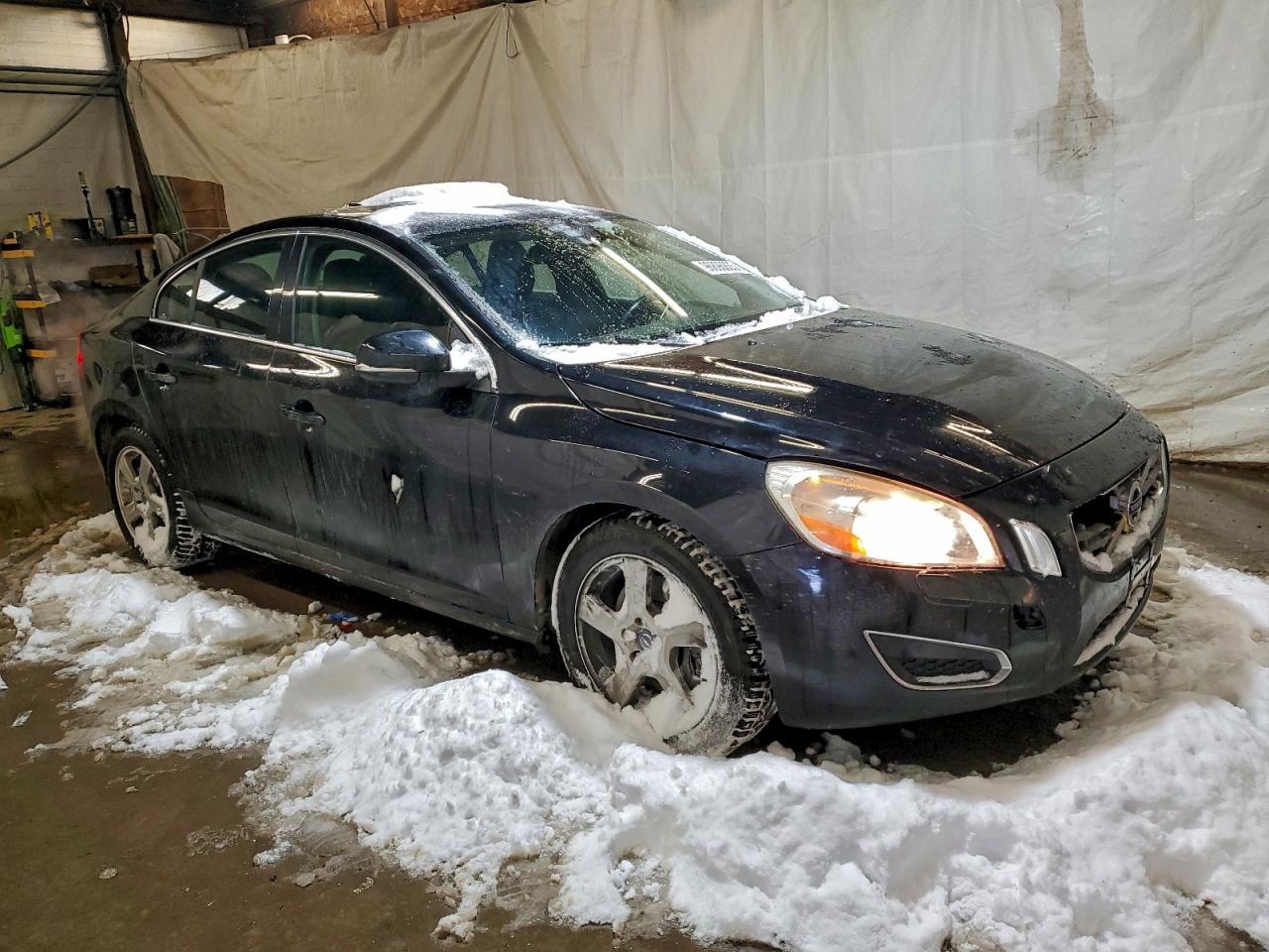 2013 VOLVO S60