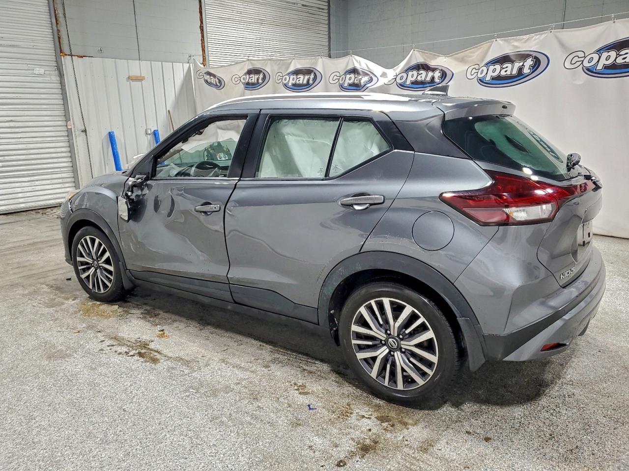 2021 NISSAN KICKS