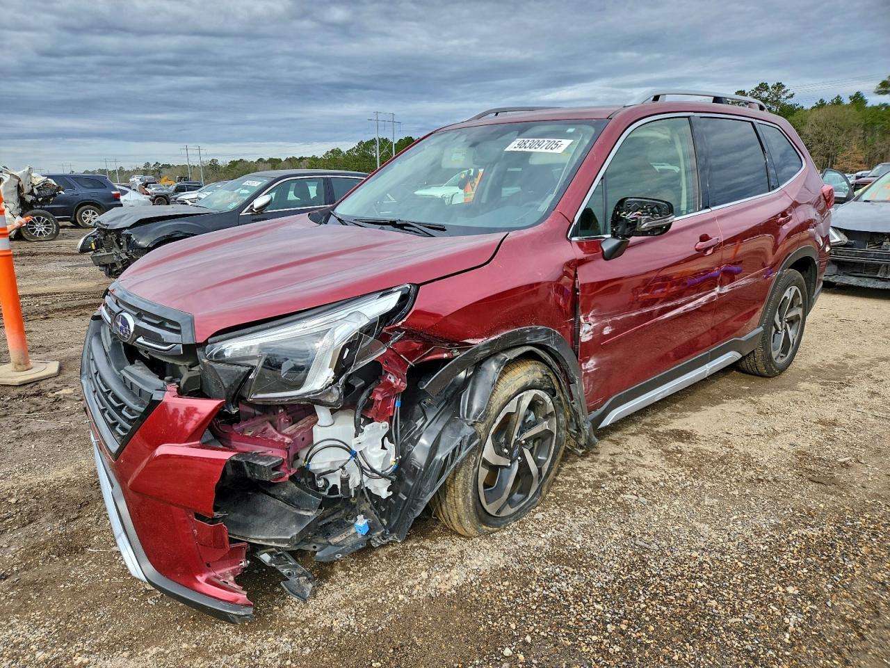 2023 SUBARU FORESTER