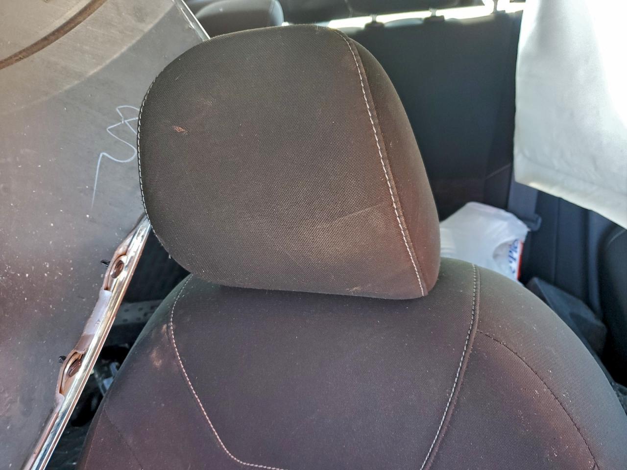 2021 NISSAN KICKS