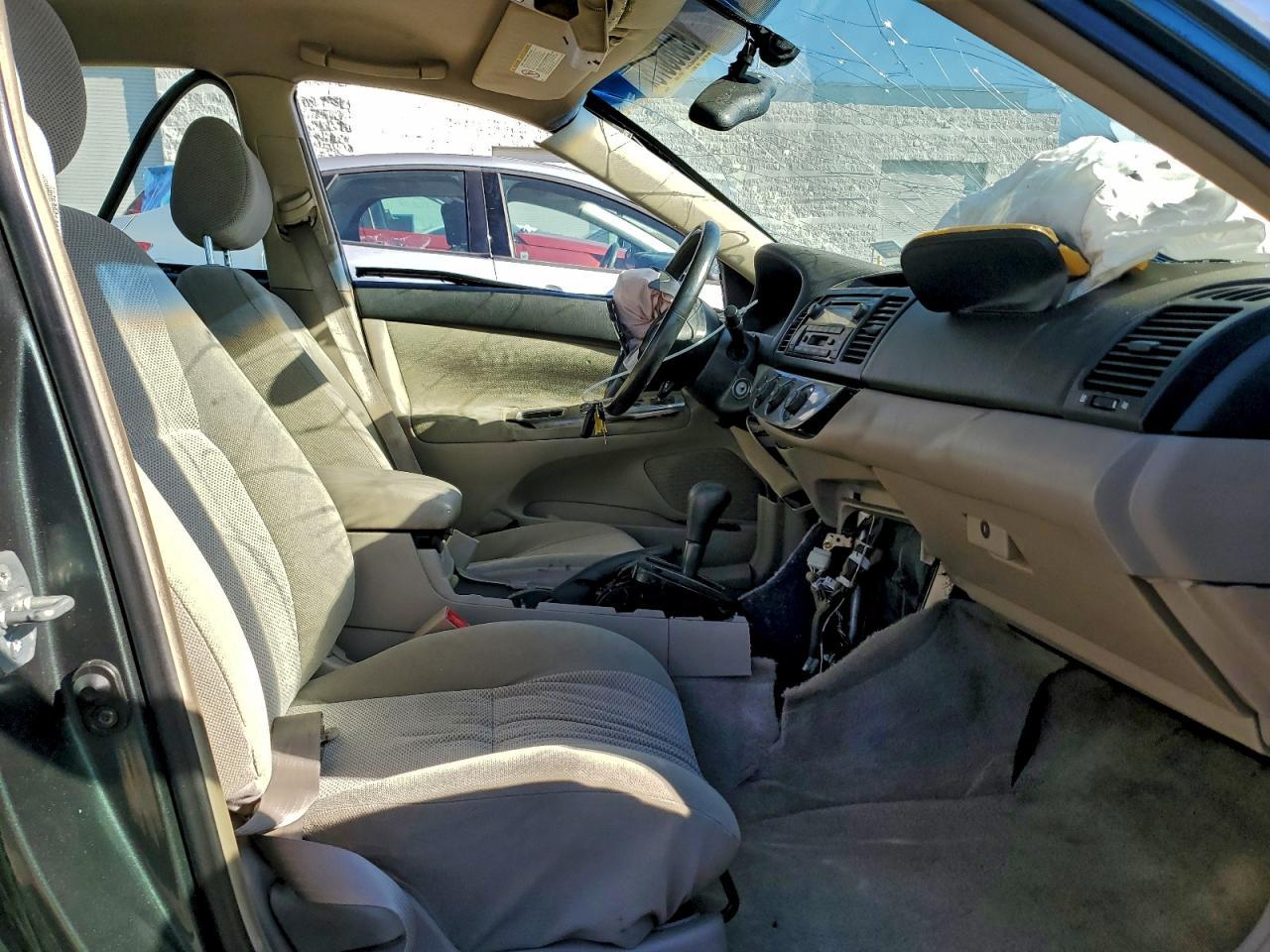 2002 TOYOTA CAMRY