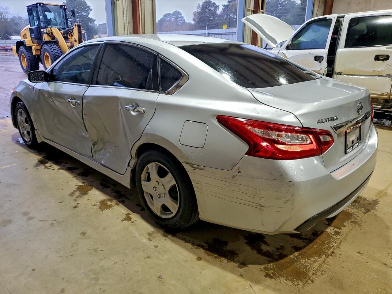 2016 NISSAN ALTIMA