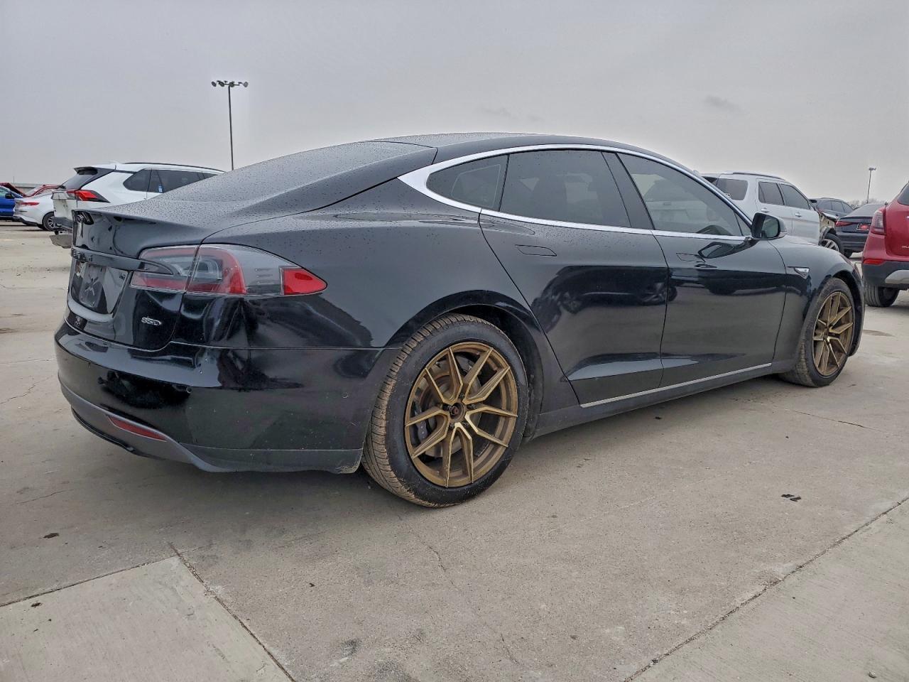 2015 TESLA MODEL S