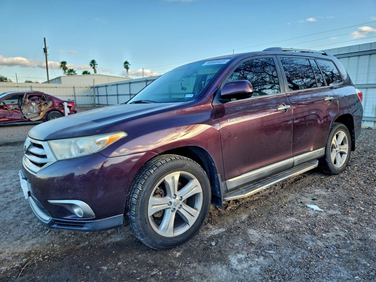 2013 TOYOTA HIGHLANDER