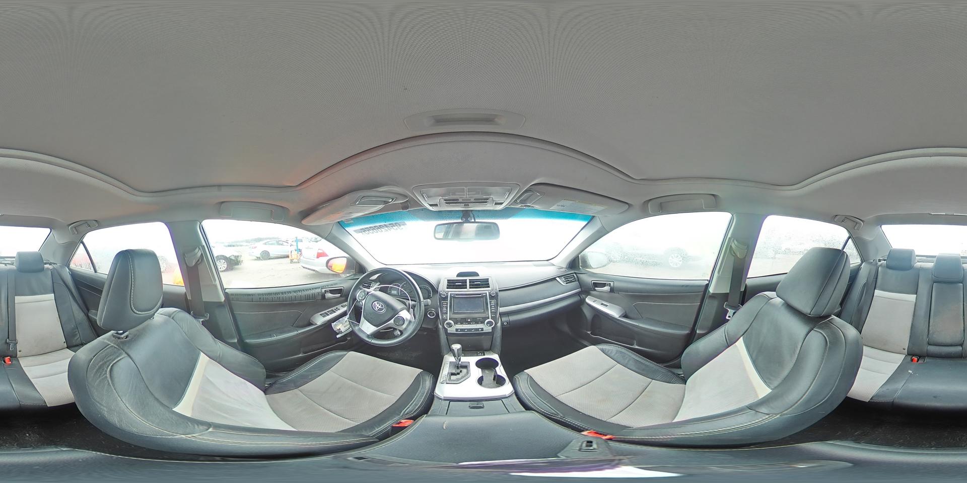 2014 TOYOTA CAMRY