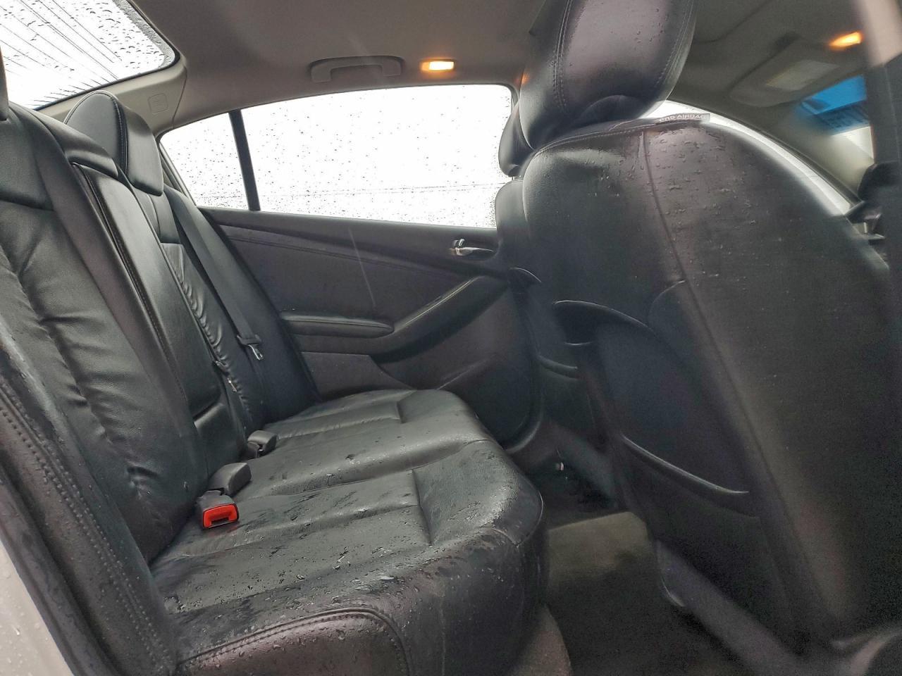 2011 NISSAN ALTIMA