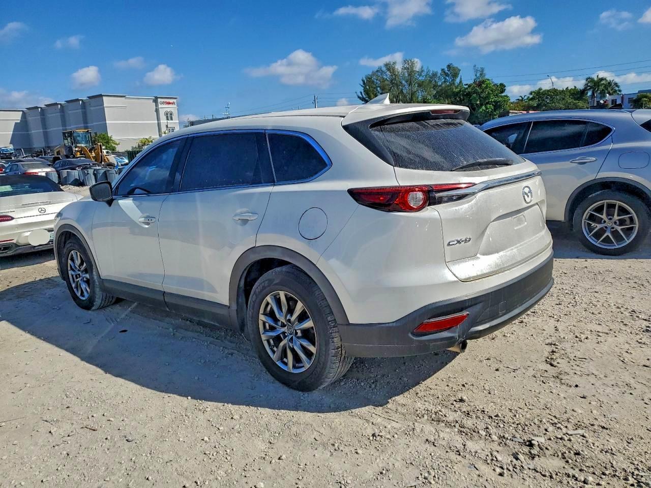 2018 MAZDA CX-9