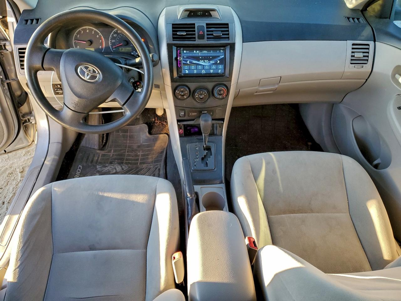 2013 TOYOTA COROLLA