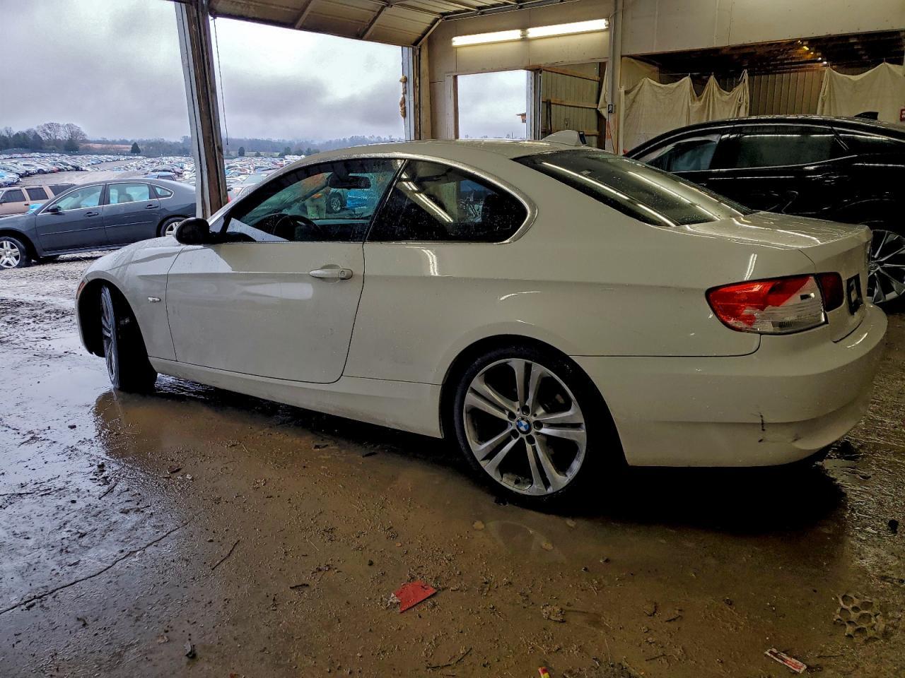 2009 BMW 3 SERIES