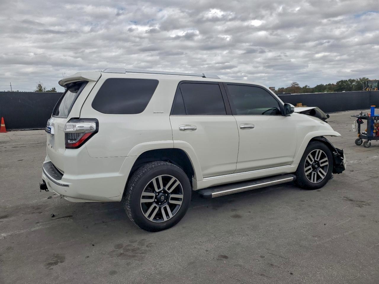 2018 TOYOTA 4Runner