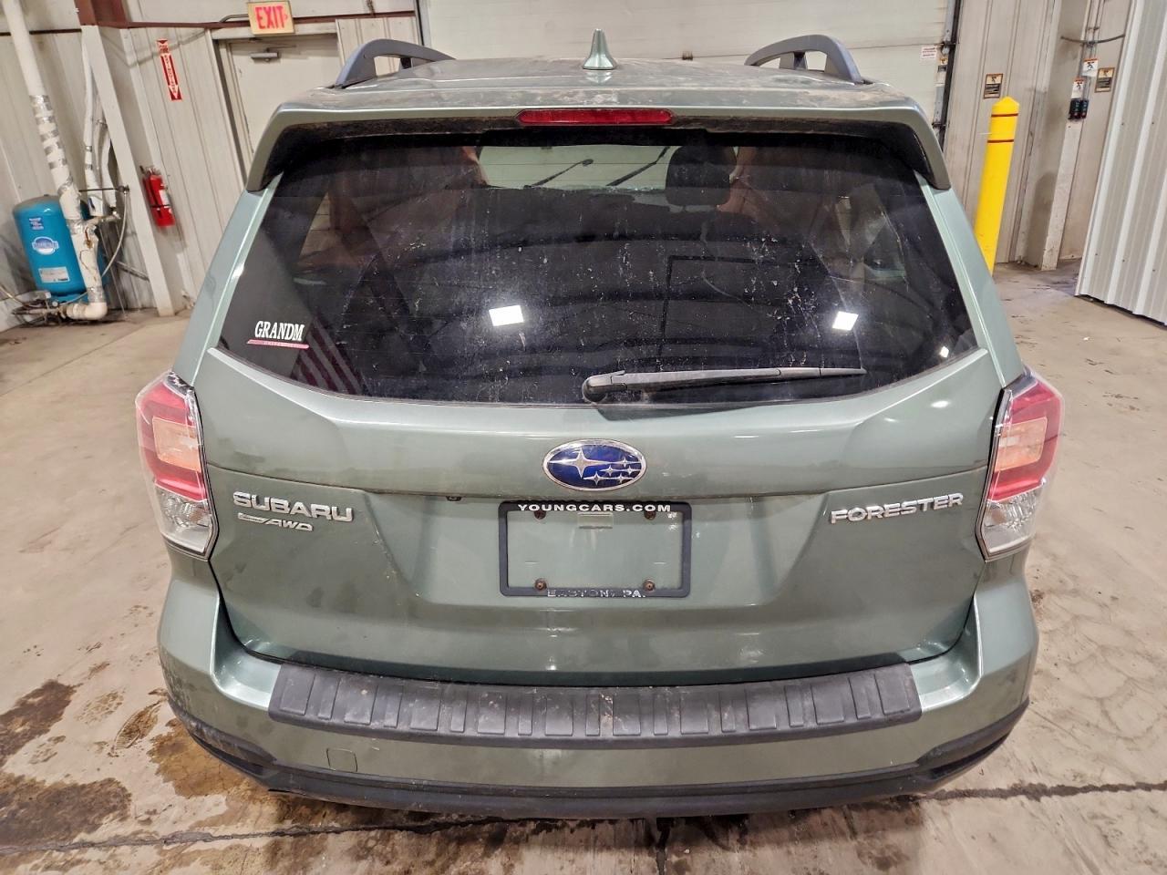 2018 SUBARU FORESTER