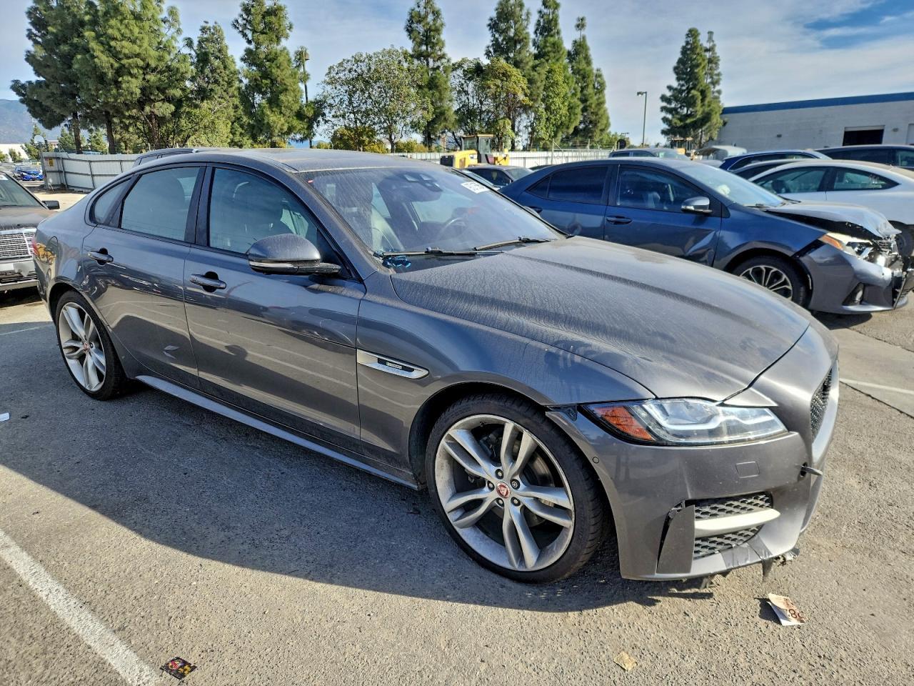 2017 JAGUAR XF
