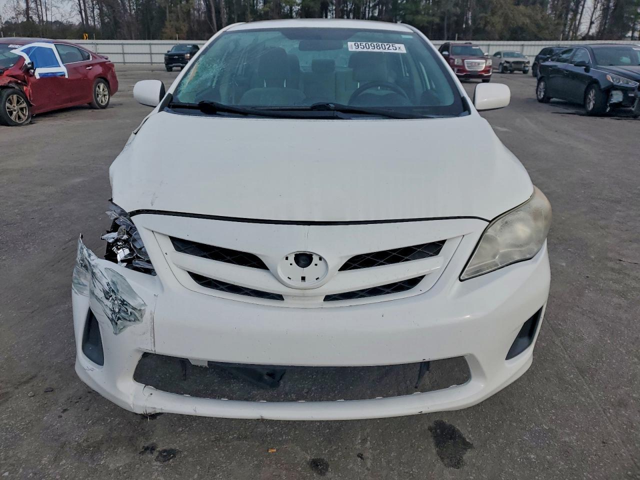 2013 TOYOTA COROLLA