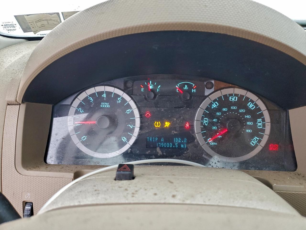 2010 FORD ESCAPE