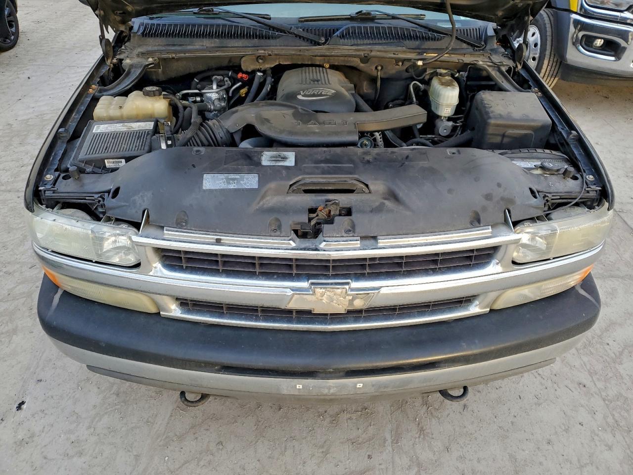 2004 CHEVROLET Tahoe
