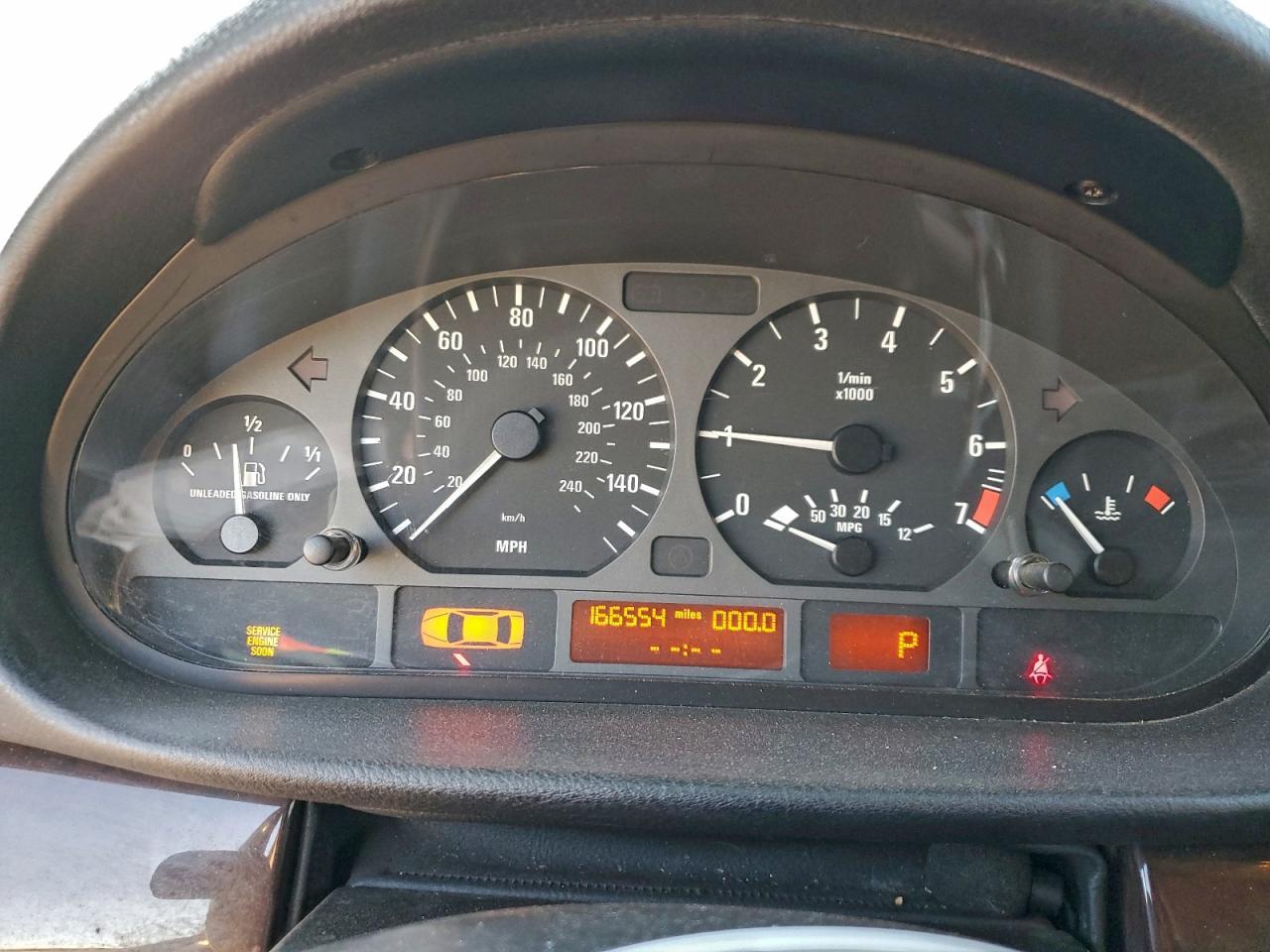 2004 BMW 3 SERIES