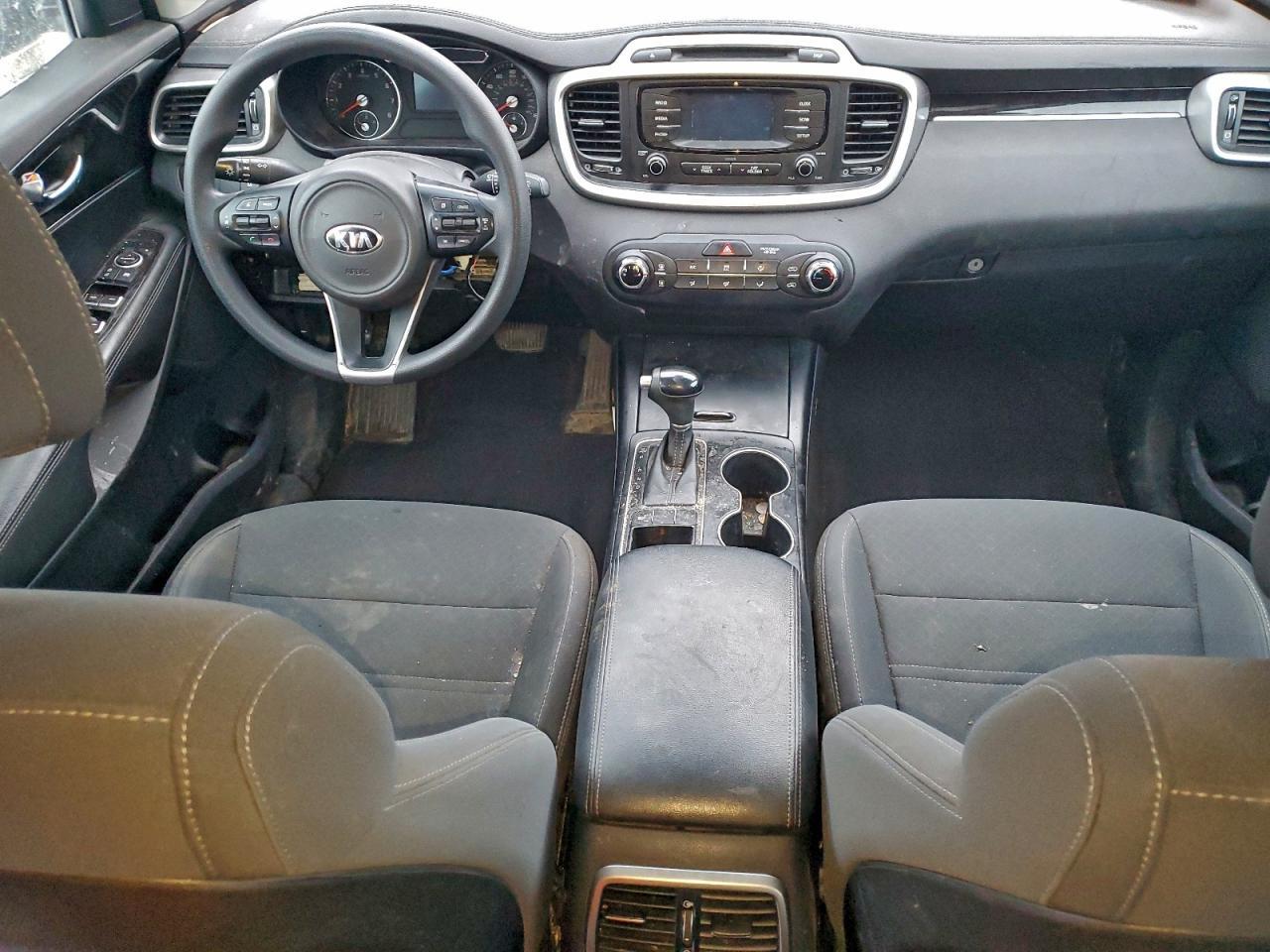 2017 KIA SORENTO