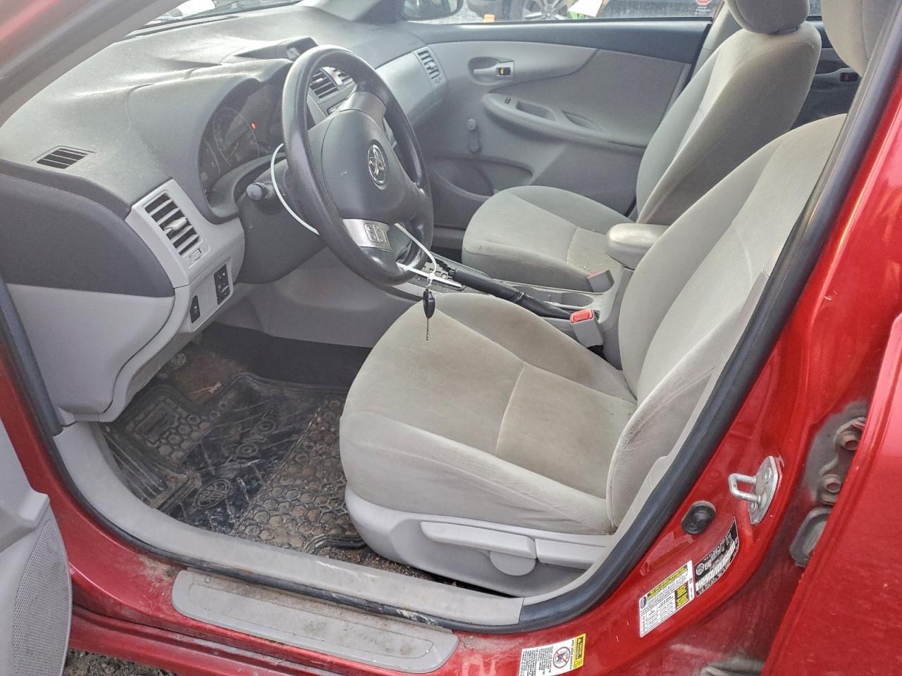 2013 TOYOTA COROLLA