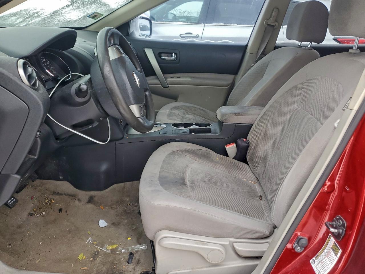 2015 NISSAN ROGUE