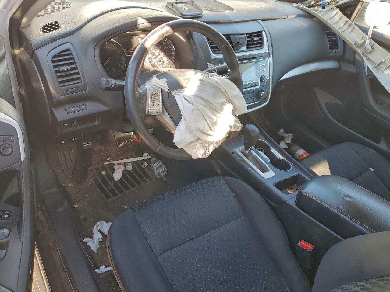 2017 NISSAN ALTIMA