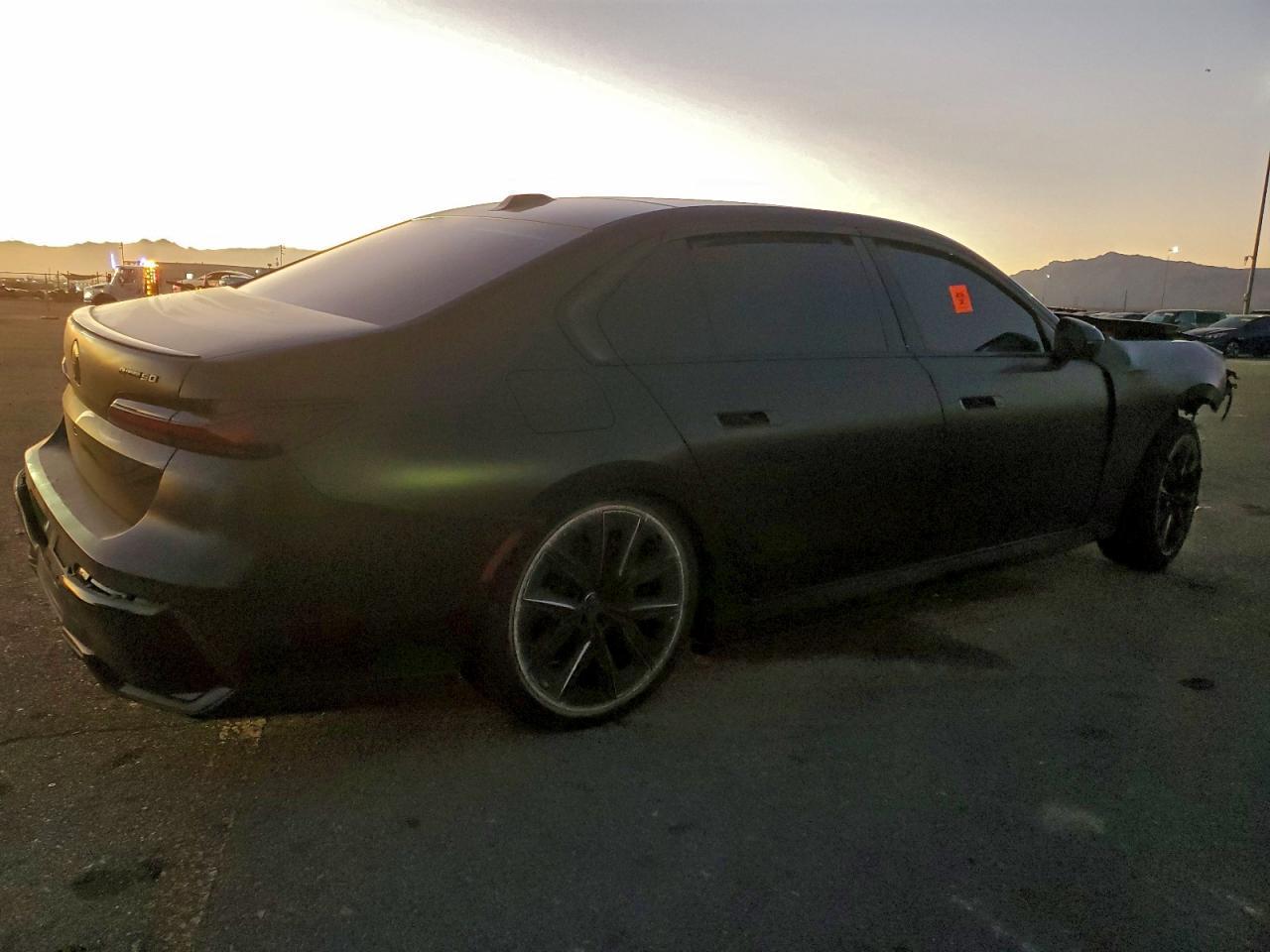 2025 BMW i7