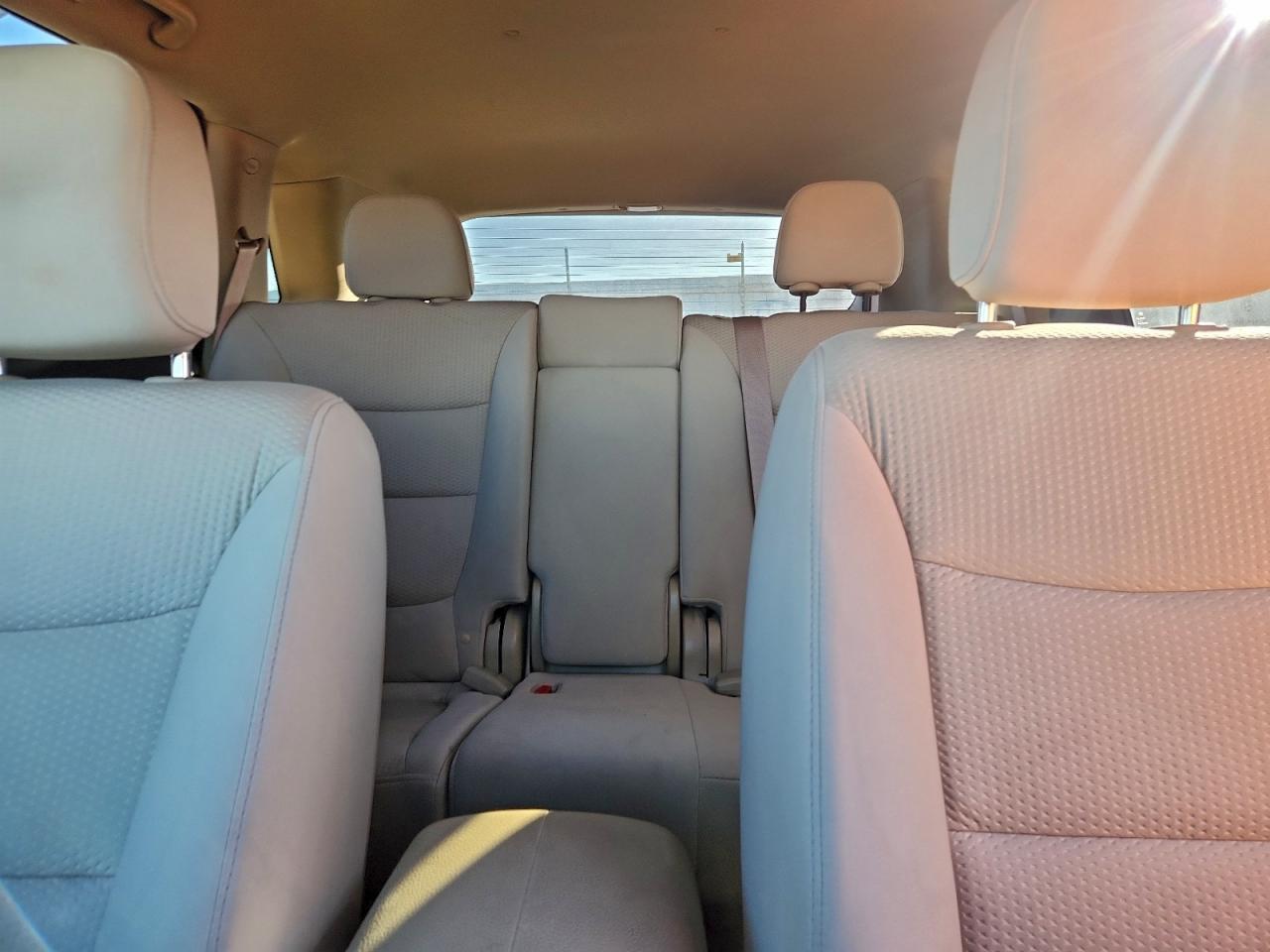2011 KIA SORENTO