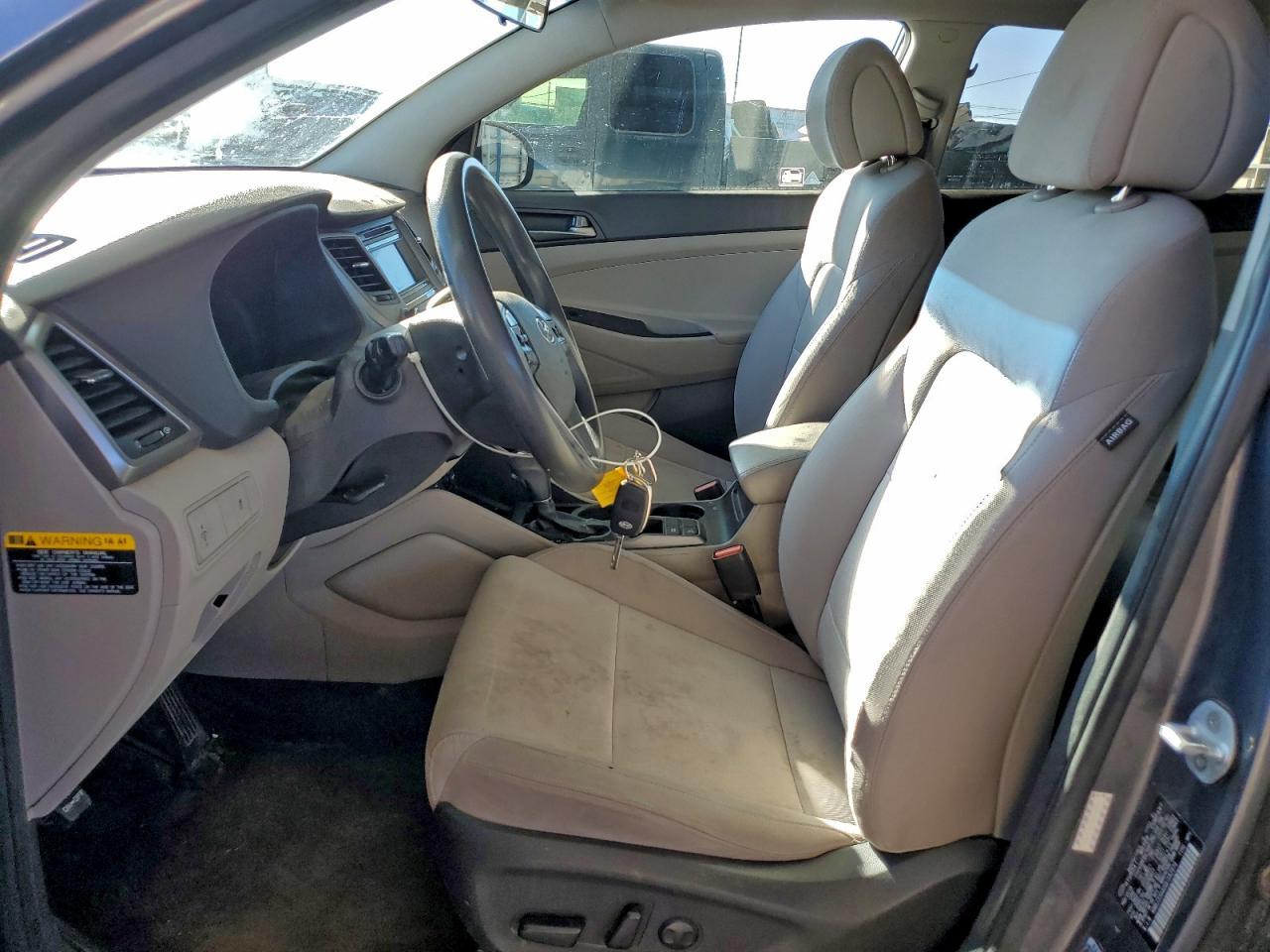 2016 HYUNDAI TUCSON