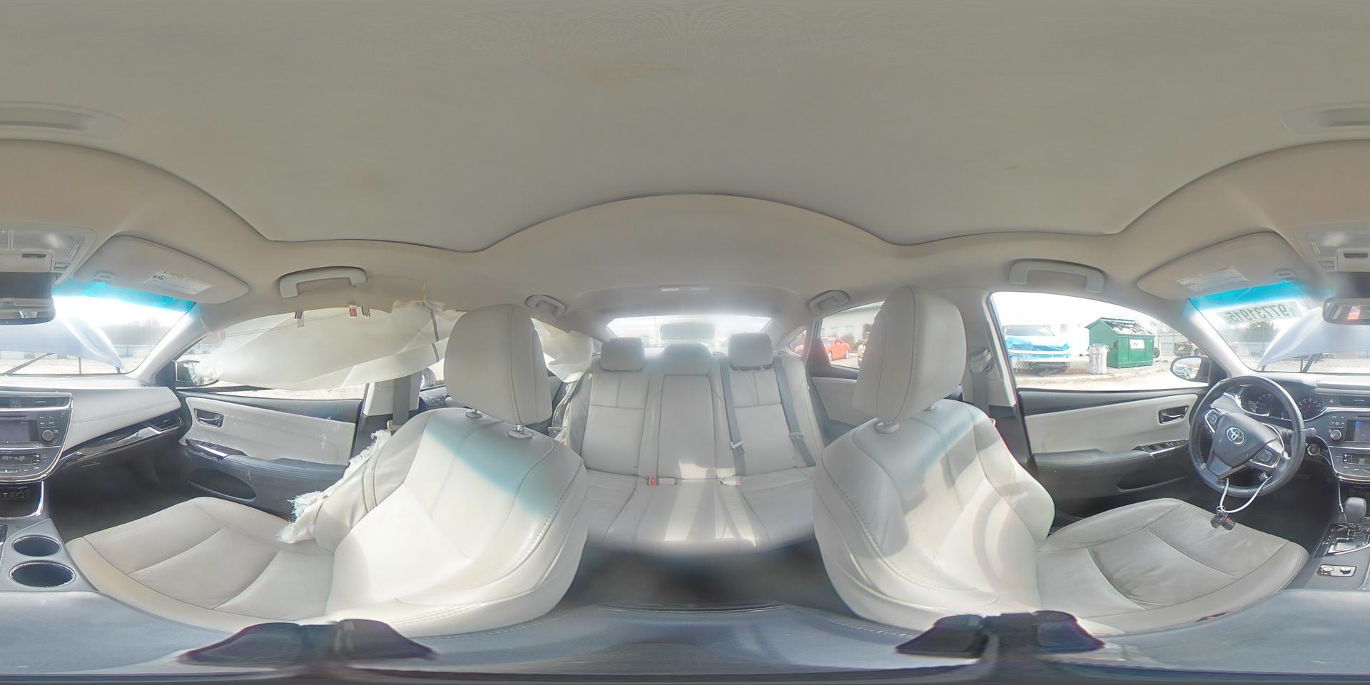 2013 TOYOTA Avalon