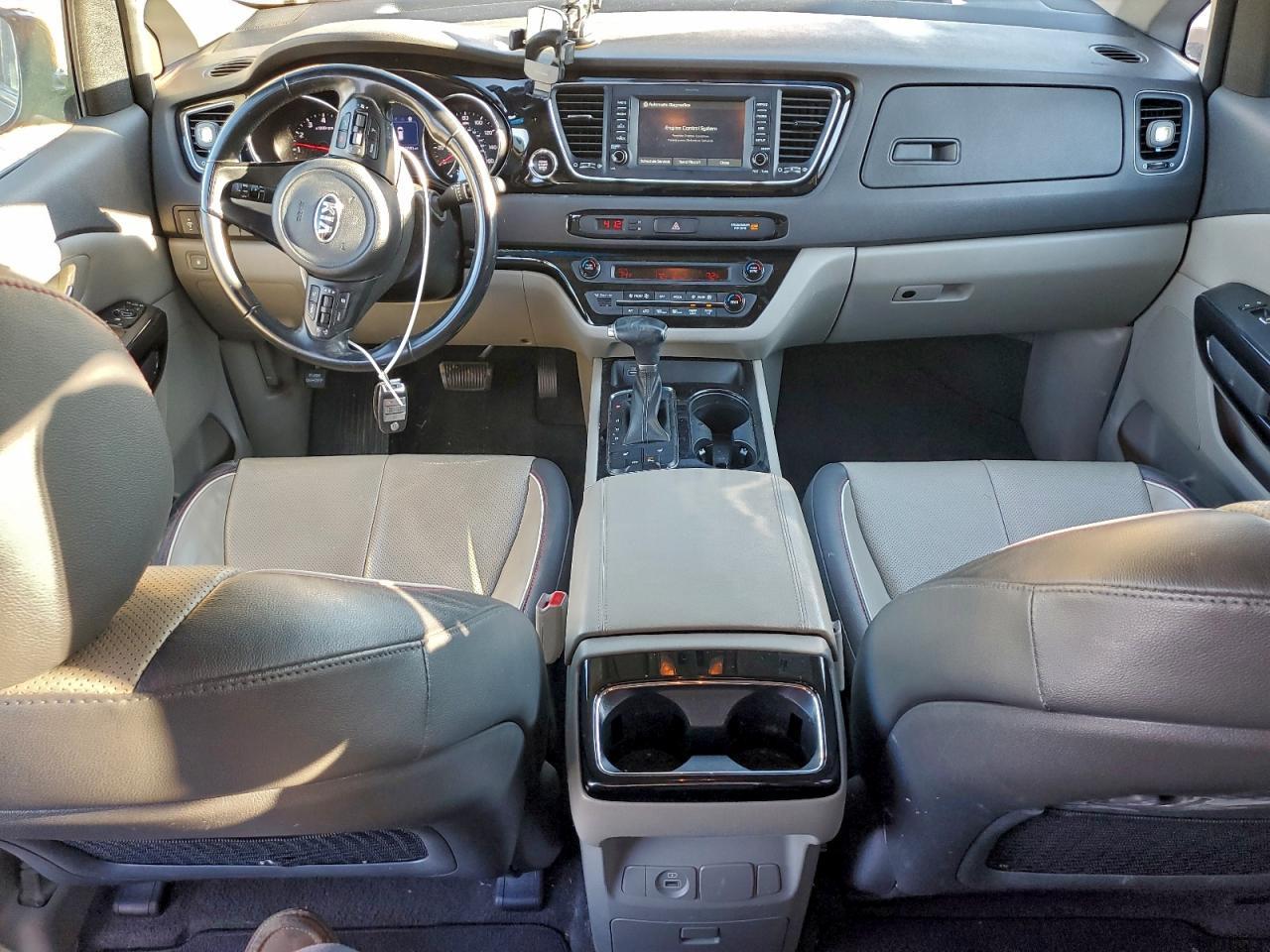 2018 KIA SEDONA