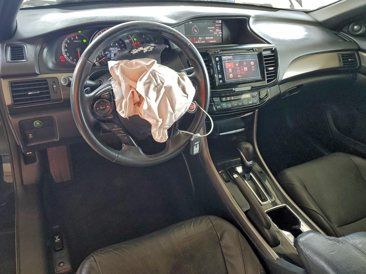 2017 HONDA ACCORD