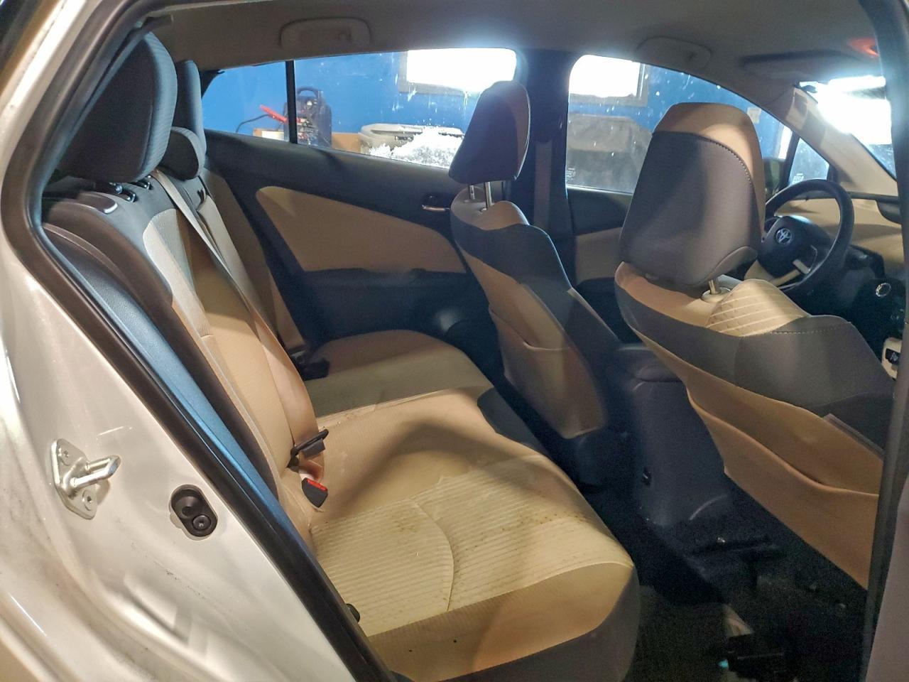 2018 TOYOTA PRIUS