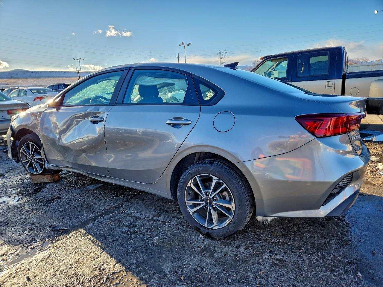 2023 KIA FORTE