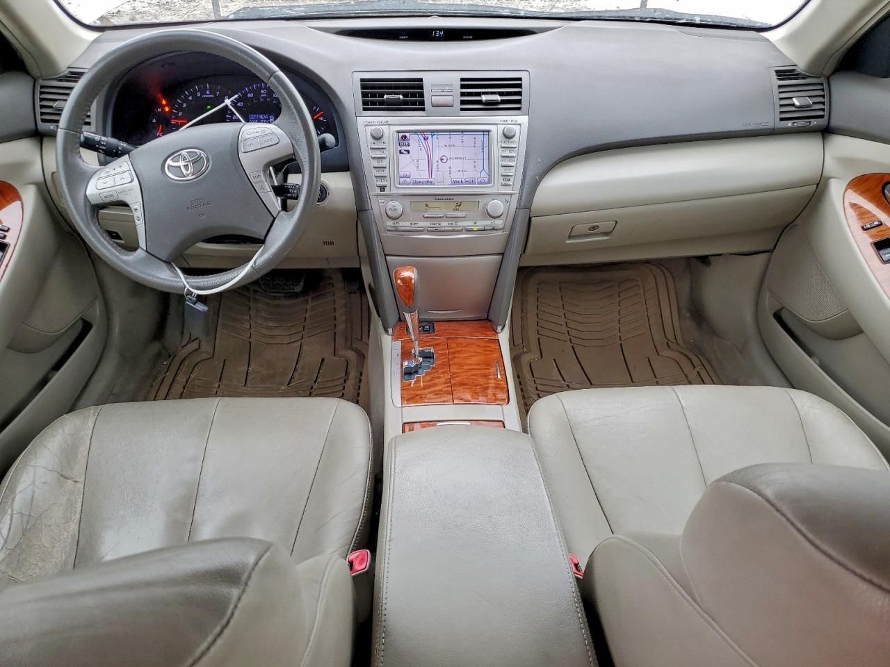 2010 TOYOTA CAMRY