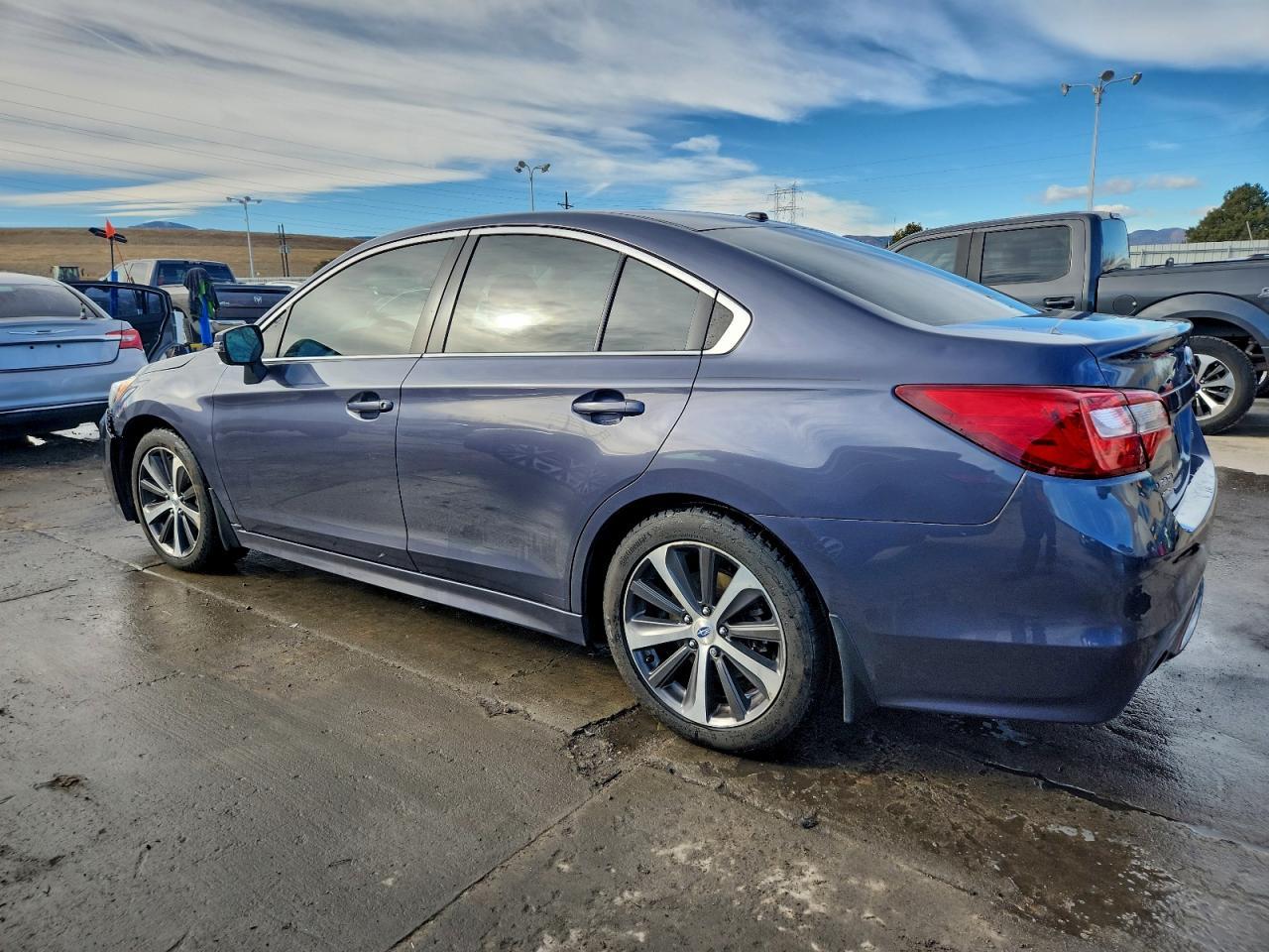 2015 SUBARU Legacy