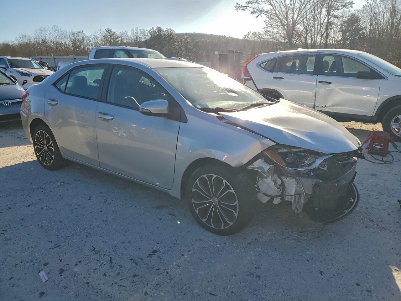 2015 TOYOTA COROLLA