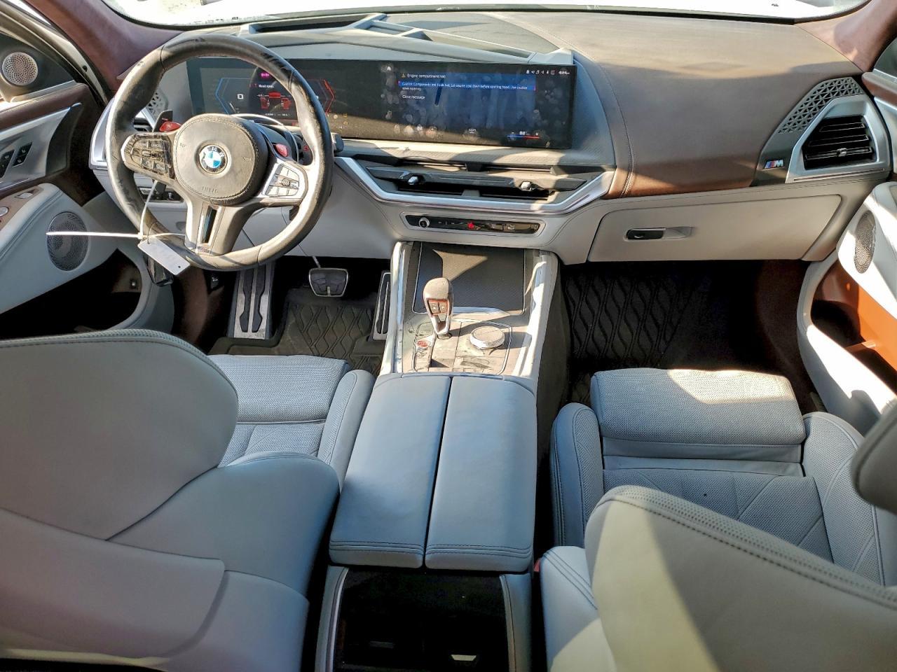 2023 BMW Xm
