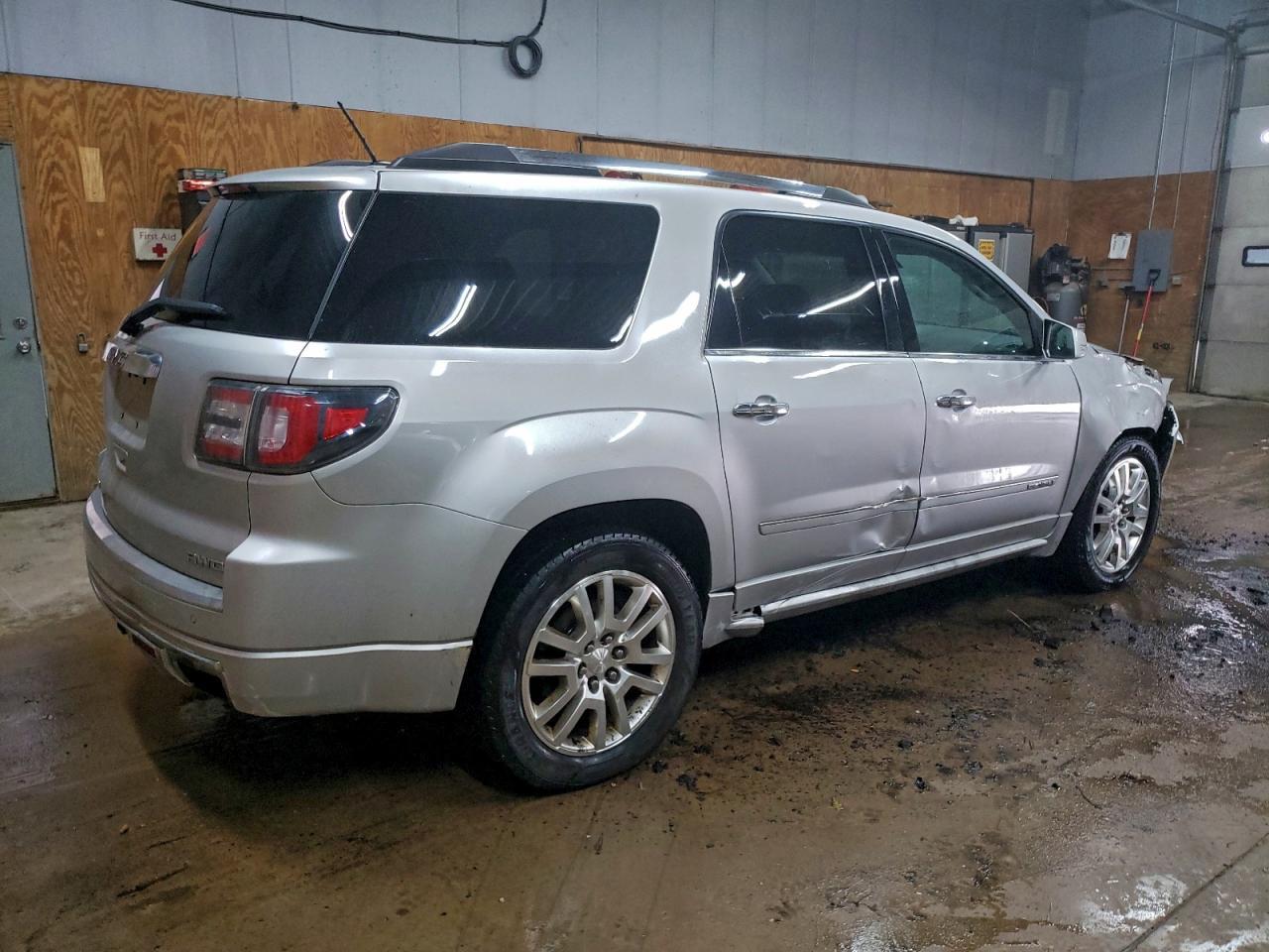 2015 GMC ACADIA