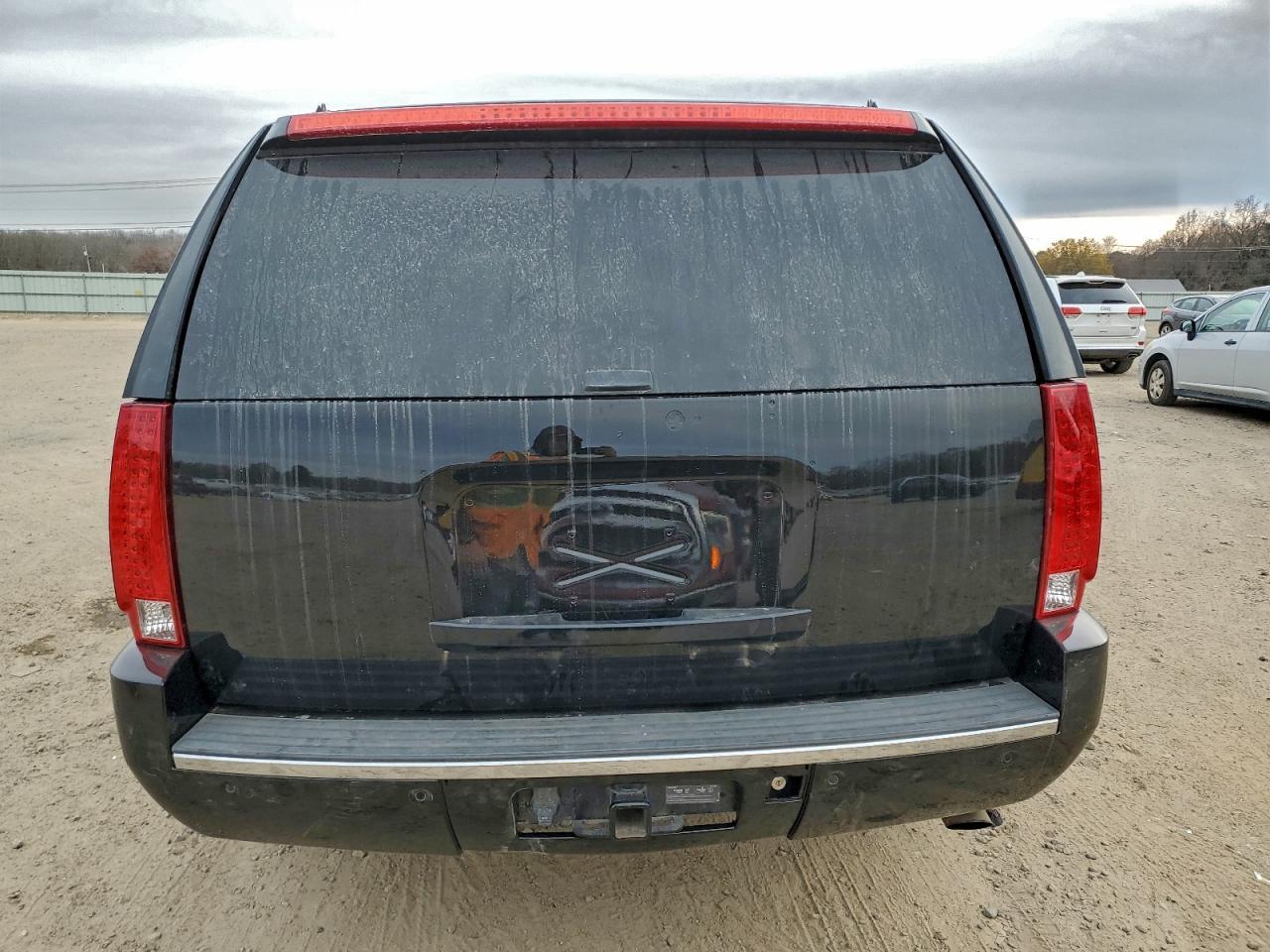 2014 CADILLAC Escalade ESV