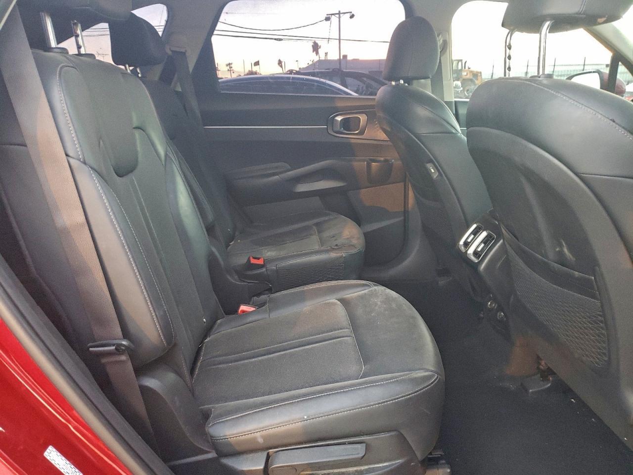 2023 KIA SORENTO