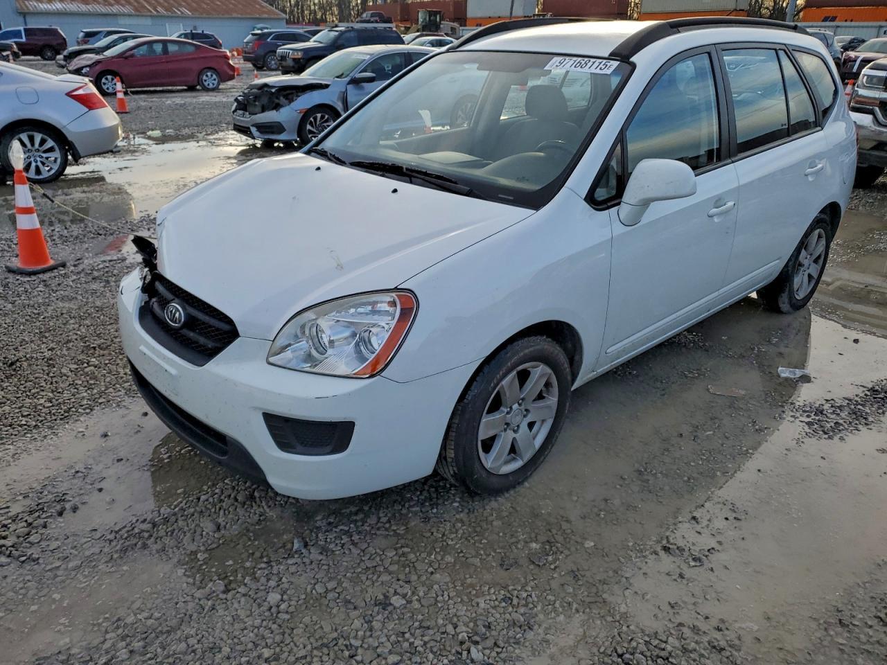 2008 KIA RONDO