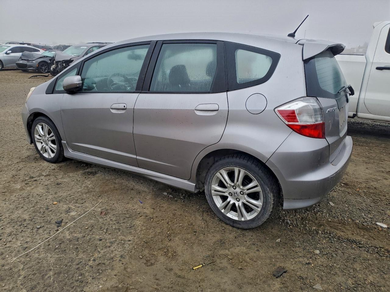 2010 HONDA FIT