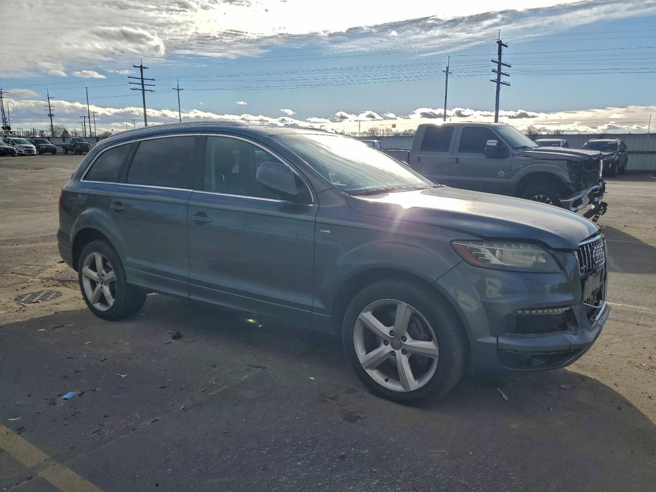 2010 AUDI Q7