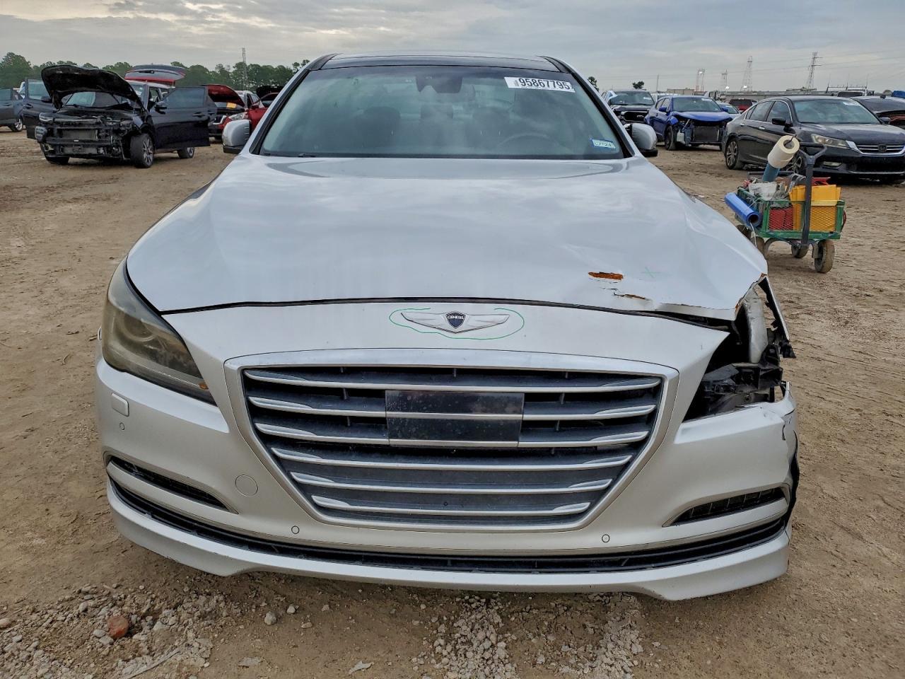 2015 HYUNDAI GENESIS